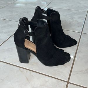 A New Day- Black Suede Chunky Shoes Size 6